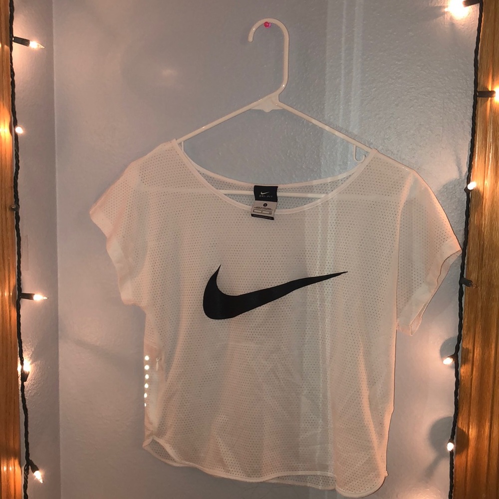 nike workout top :)